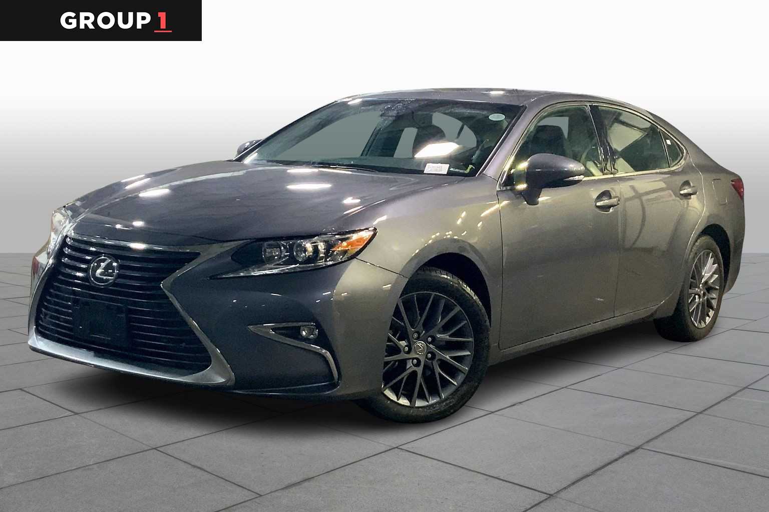 2018 Lexus ES 350's photo