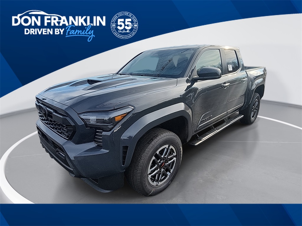 2026 Toyota Tacoma TRD Sport's photo