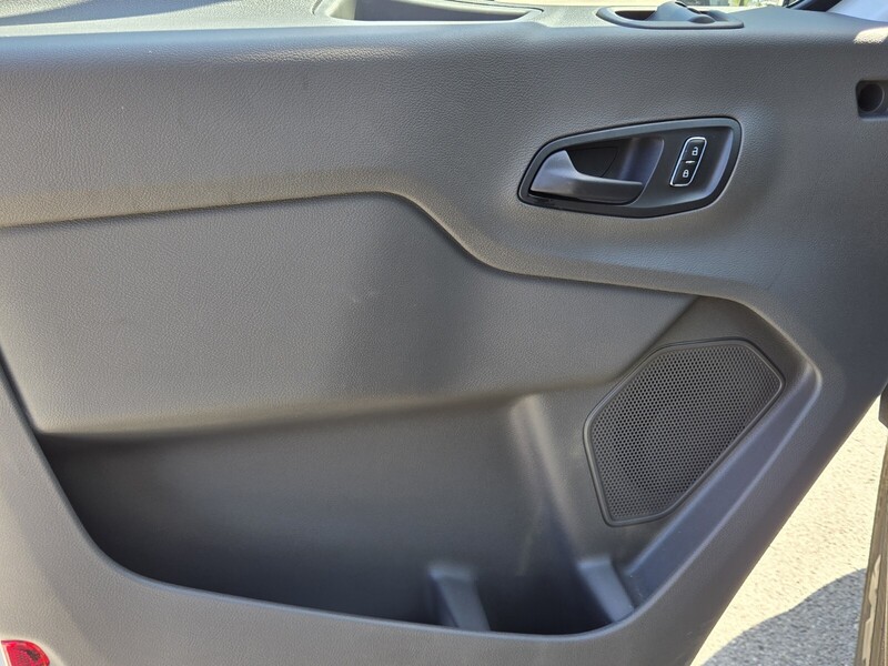 2024 Ford Transit photo 17