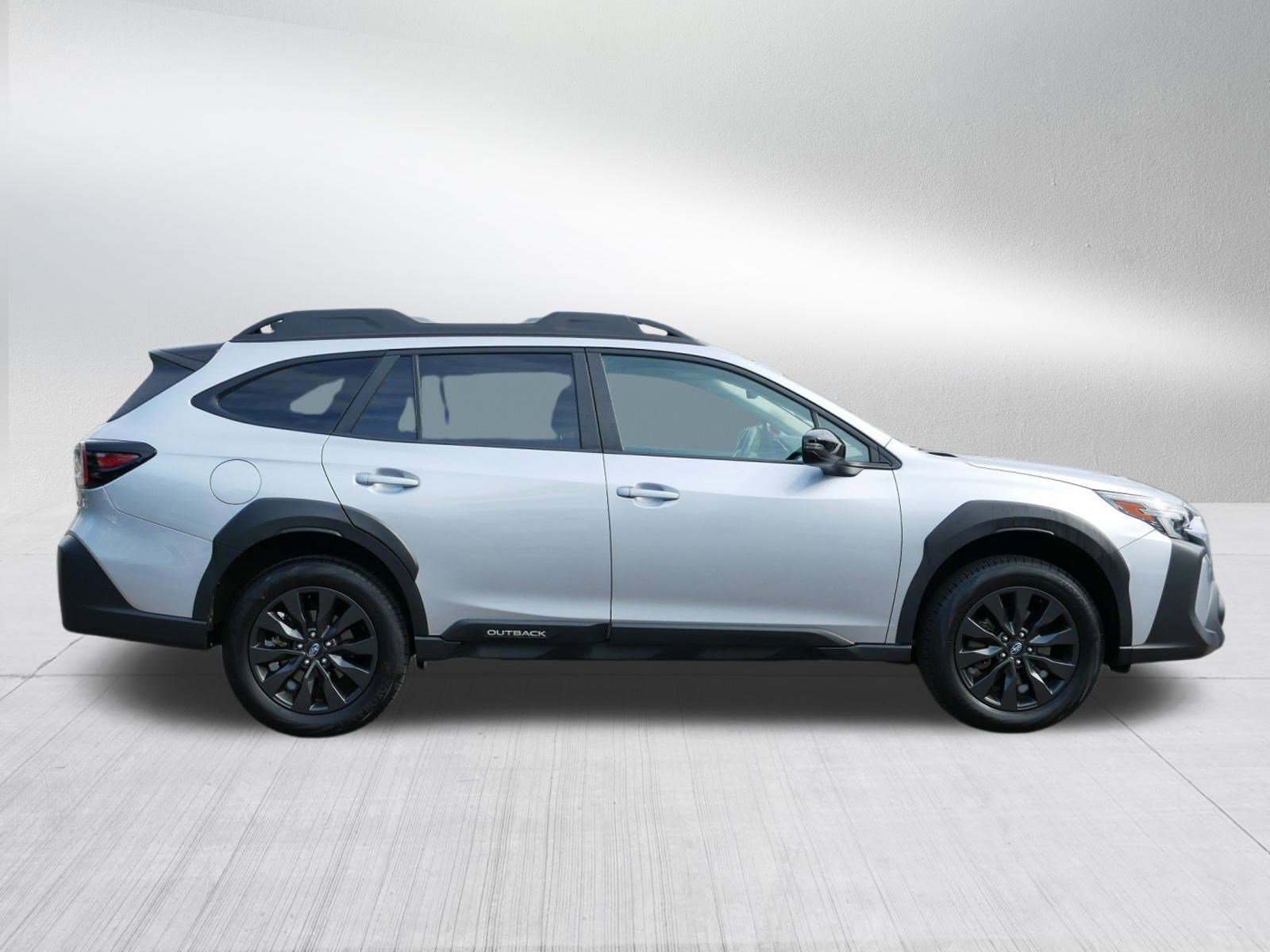 2024 Subaru Outback Onyx Edition photo 8