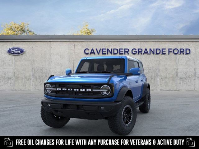 2024 Ford Bronco Outer Banks photo 2