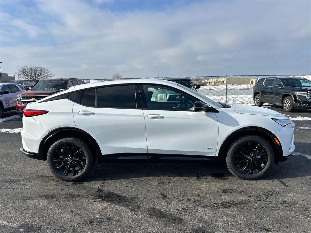 2026 BUICK ENVISTA - Image 8