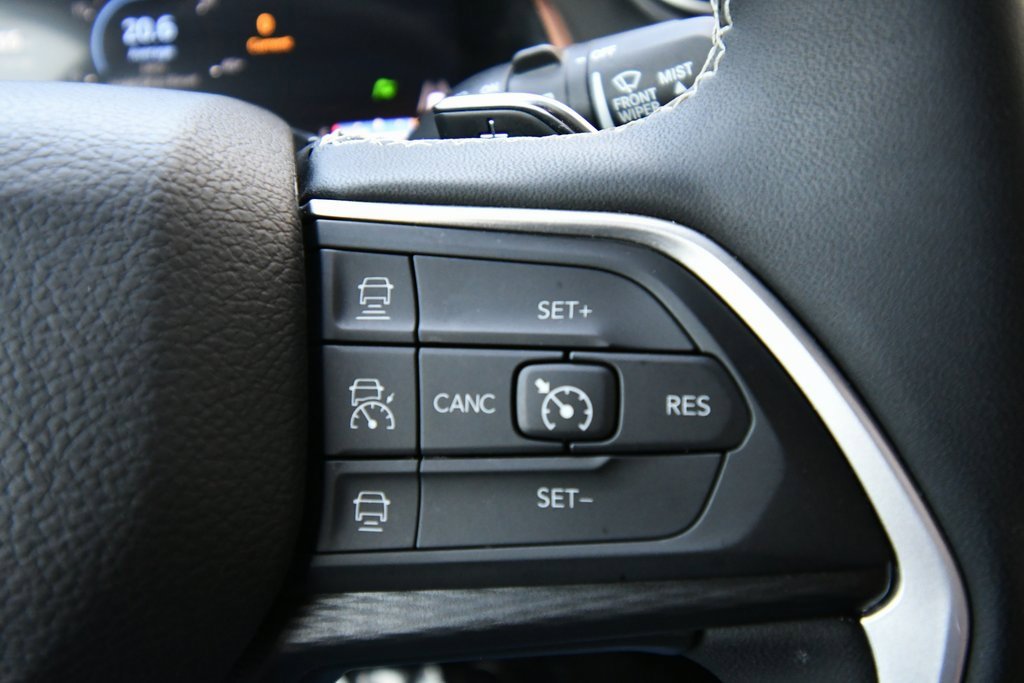 2024 Jeep Grand Cherokee Altitude photo 20