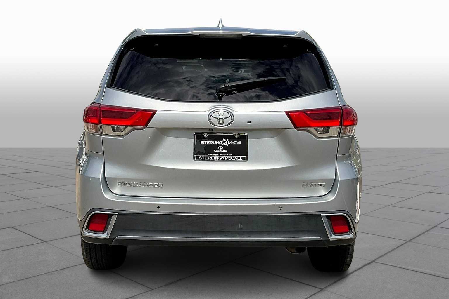 2018 Toyota Highlander Limited photo 4