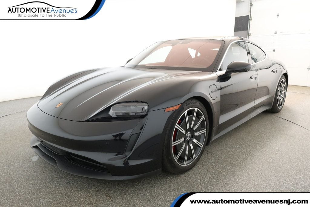 2022 Porsche Taycan S's photo