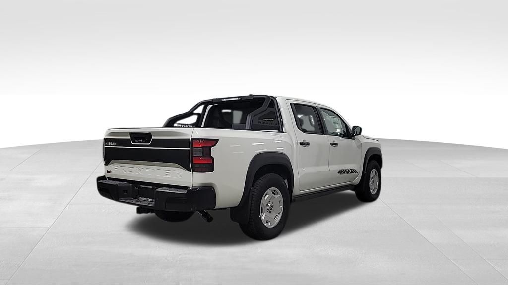 2024 Nissan Frontier SV photo 5