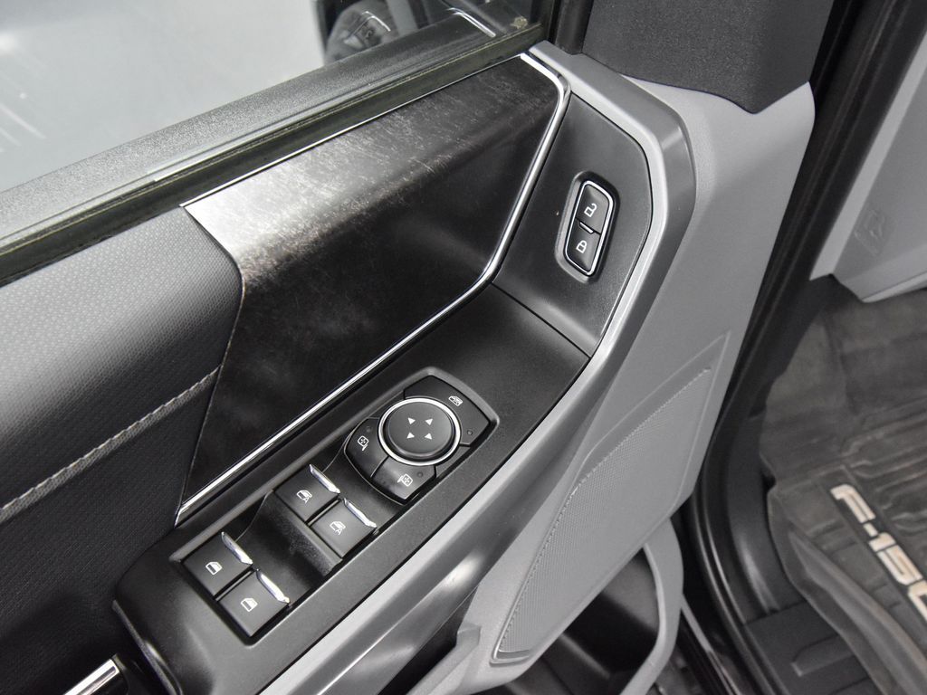 2022 Ford F-150 XLT photo 15