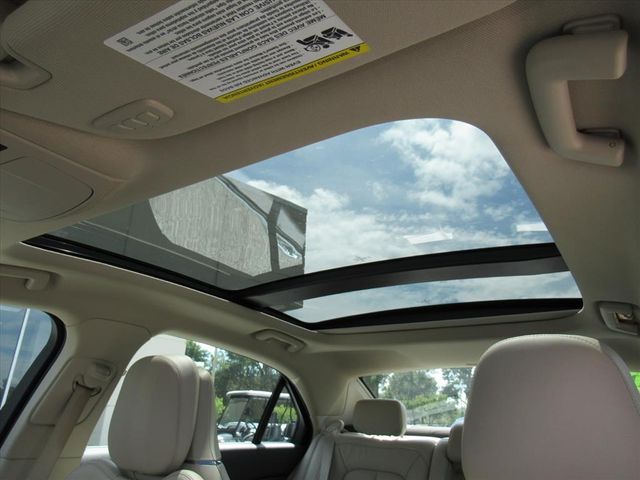2020 Lincoln Continental Reserve photo 23