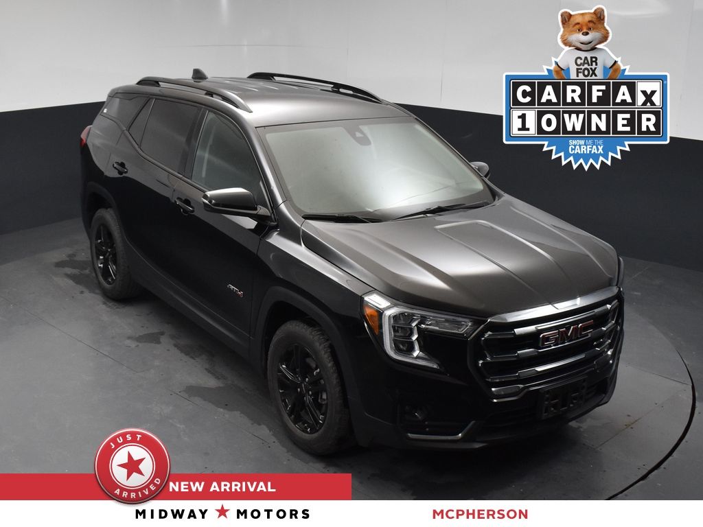 2024 GMC Terrain AT4's photo