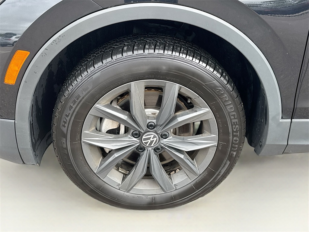 2024 Volkswagen Tiguan SE Wolfsburg Edition photo 29