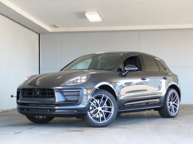 2025 Porsche Macan