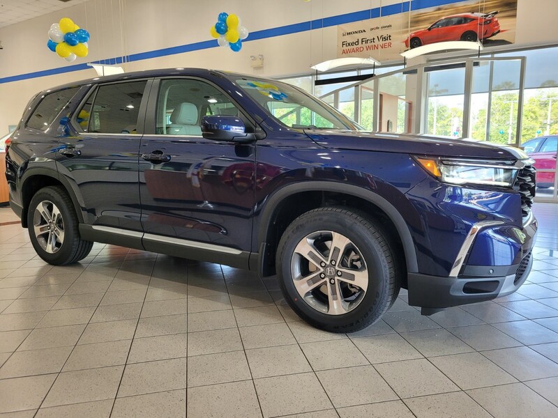 2025 Honda Pilot EX-L photo 2
