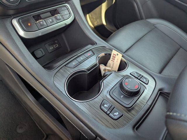 2023 Gmc Acadia SLT photo 25