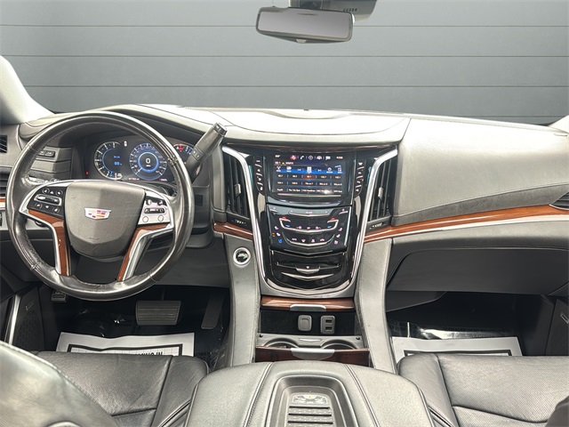 2018 Cadillac Escalade ESV Luxury photo 11