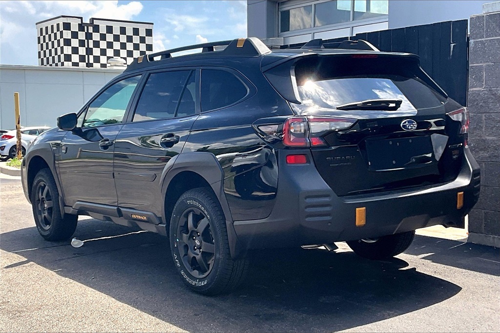 2025 Subaru Outback Wilderness photo 2