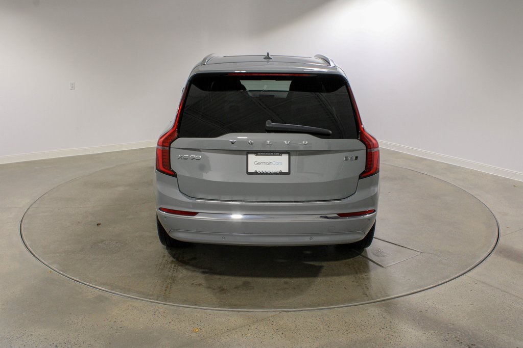 2026 Volvo XC90 Plus photo 3