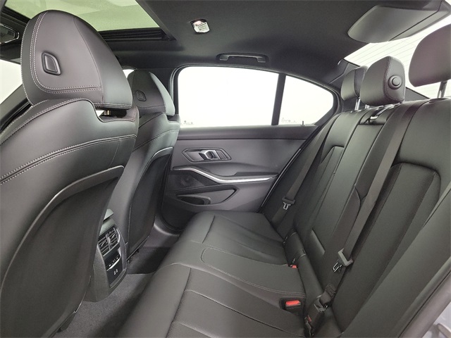 2025 Bmw 330i xDrive photo 9