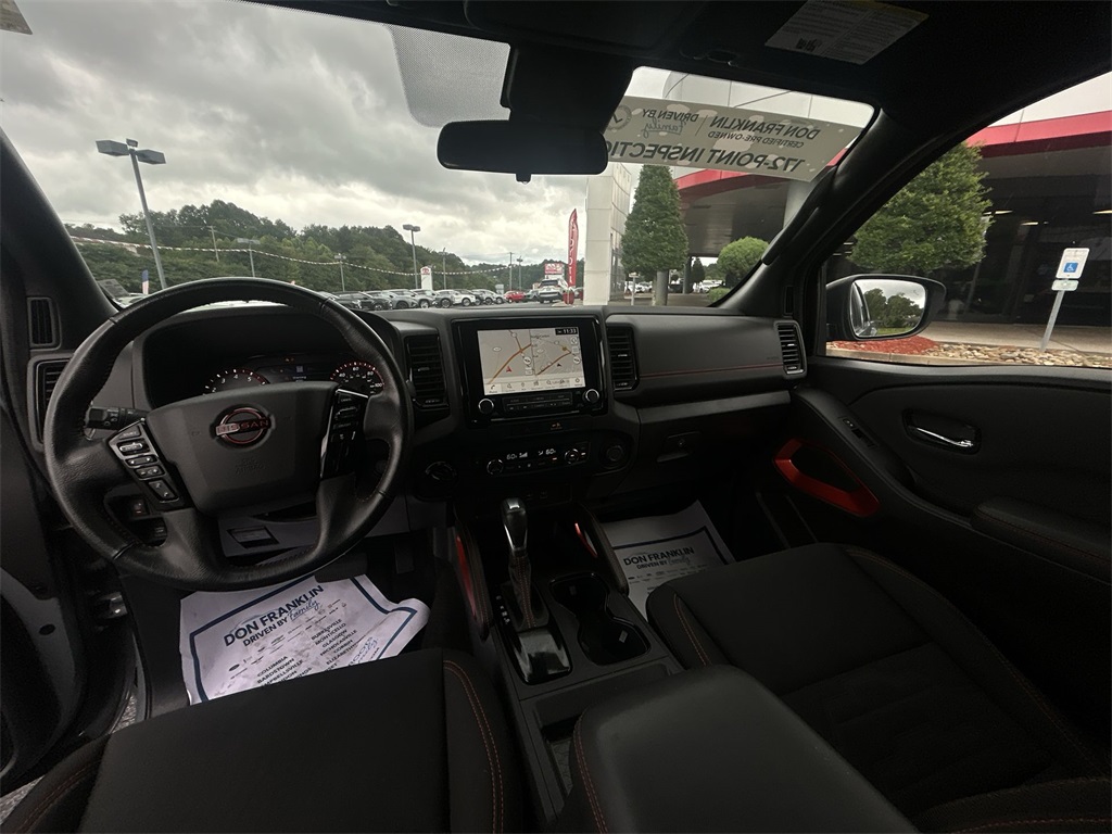 2022 Nissan Frontier PRO-4X photo 10