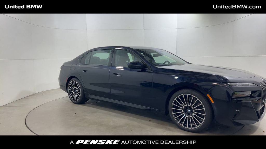 2025 Bmw 760i xDrive photo 2