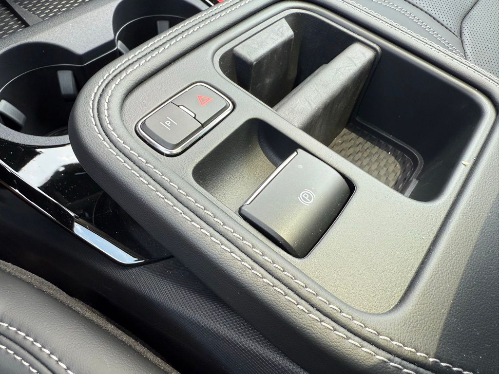 2025 Ford Mustang Mach-E Premium photo 24