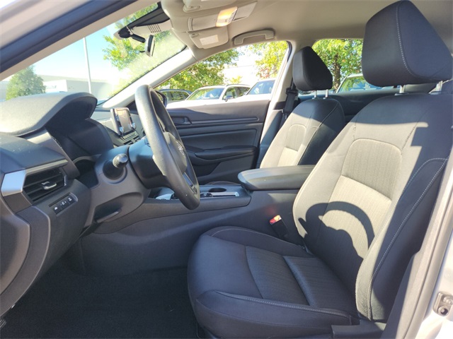 2024 Nissan Altima 2.5 S photo 9