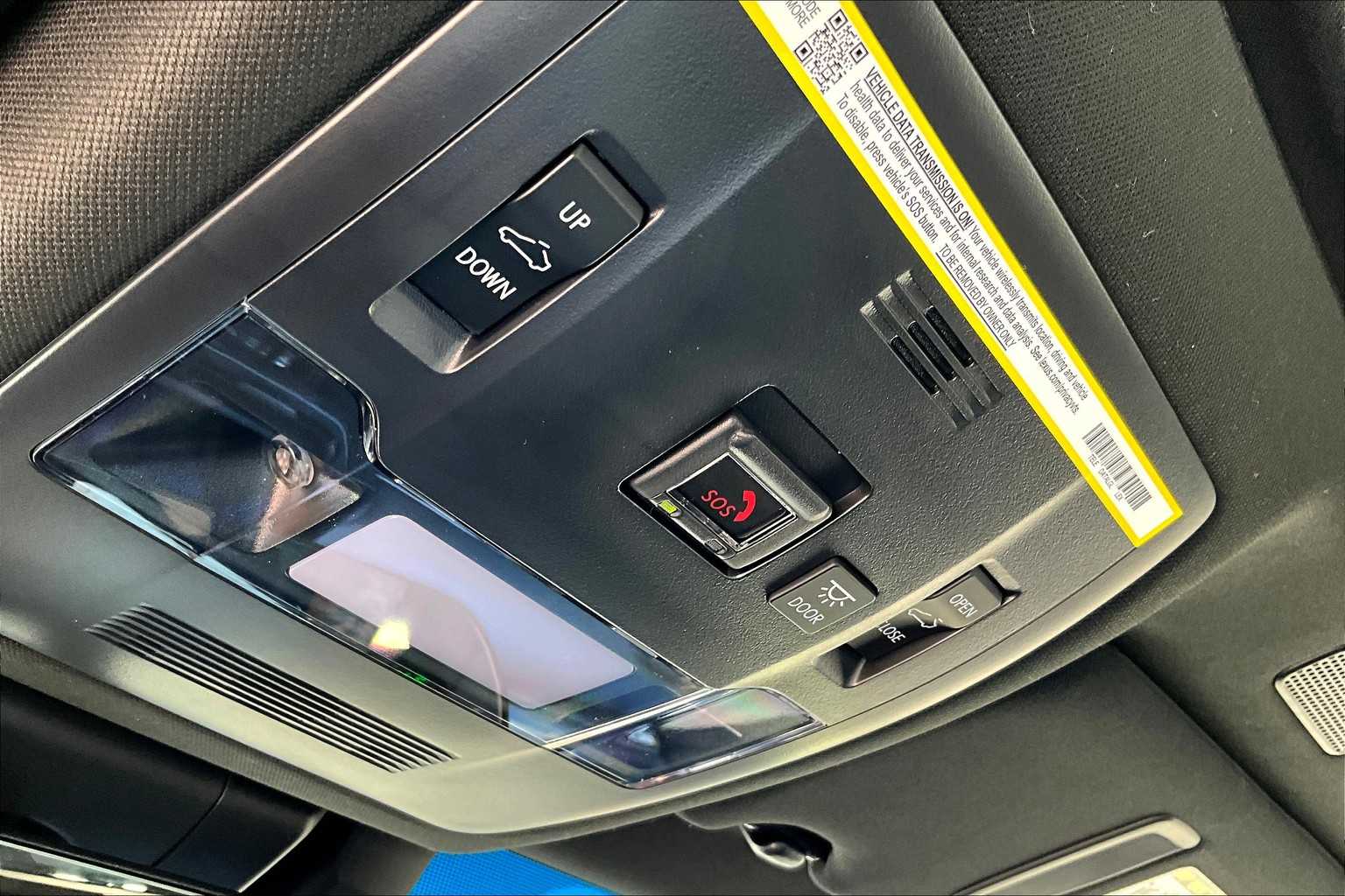 2025 Lexus ES 300h Premium photo 14