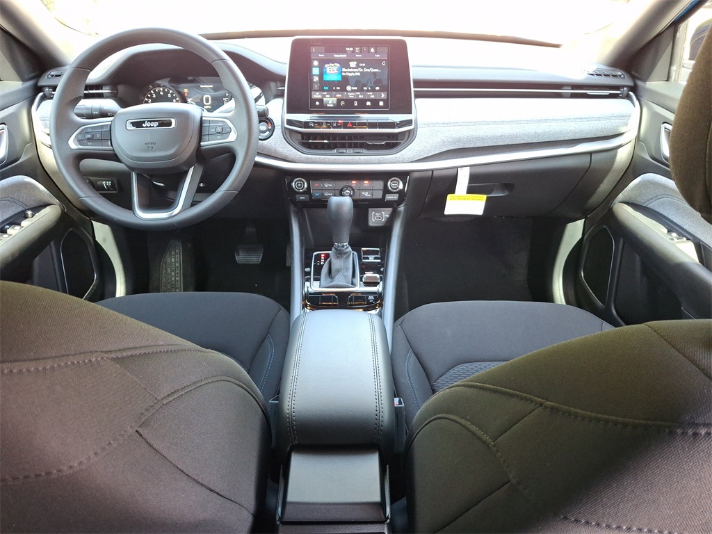 2025 Jeep Compass Sport photo 11