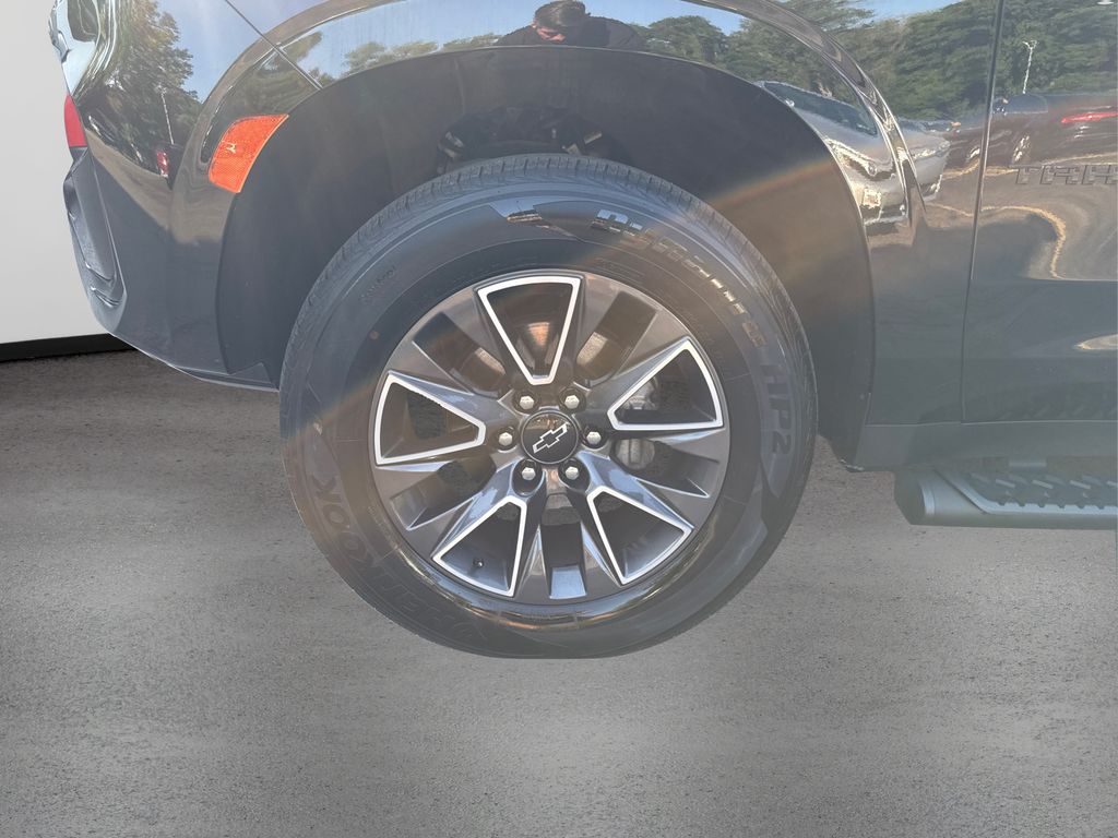 2021 Chevrolet Tahoe Z71 photo 12