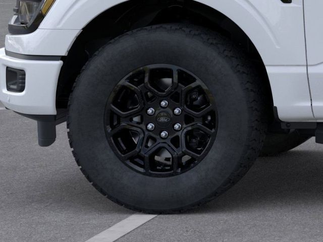 2025 Ford F-150 XLT photo 18
