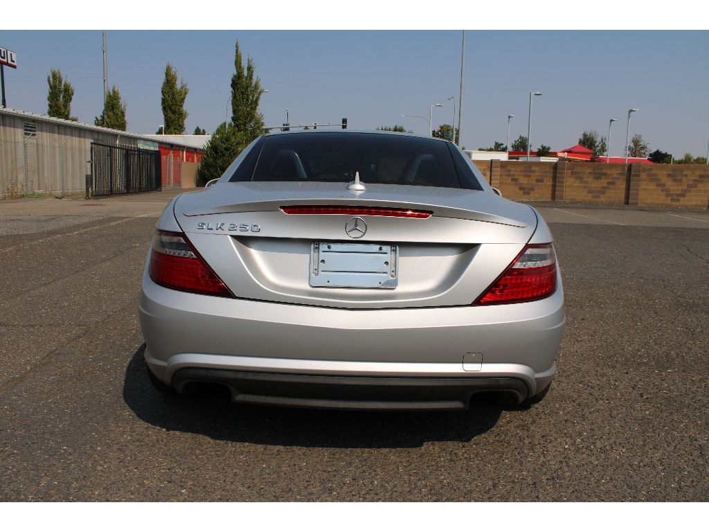 2013 Mercedes Benz SLK 250 photo 6