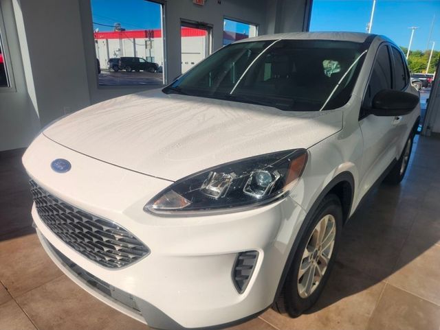2022 Ford Escape Hybrid SE photo 4