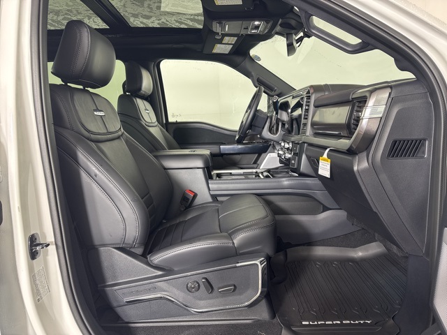 2026 Ford F-350 photo 3