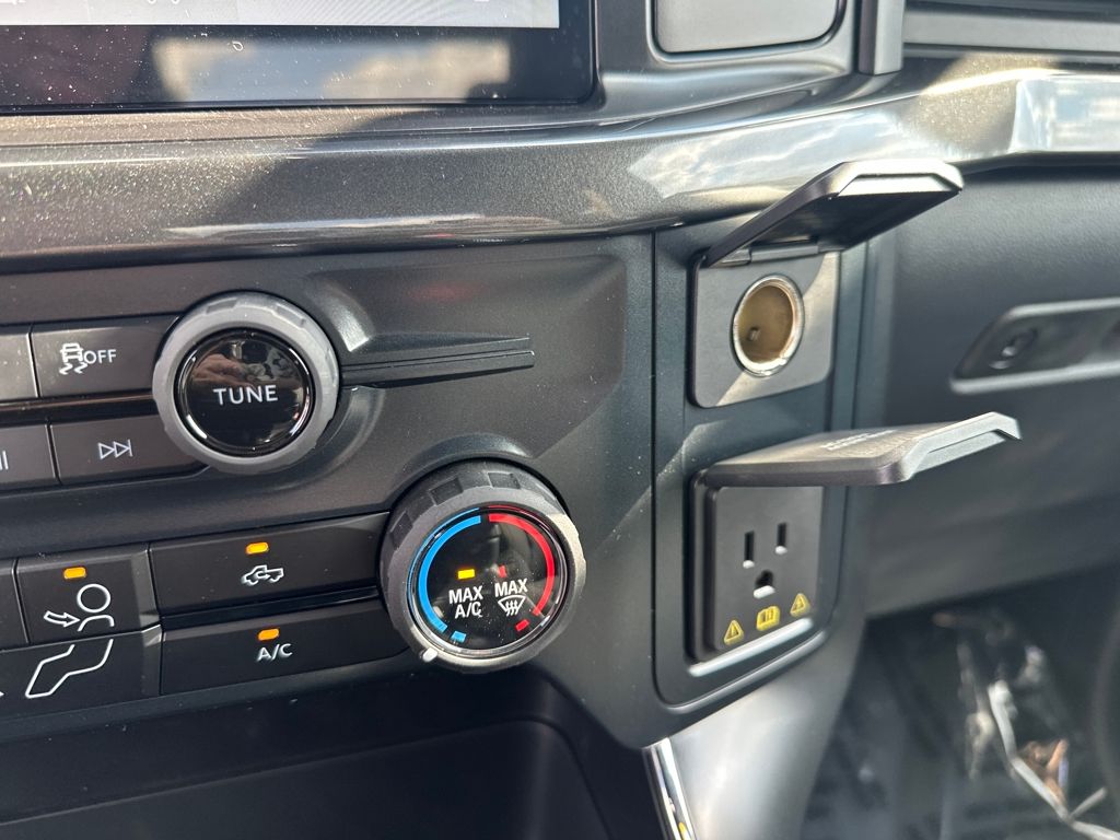 2025 Ford F-150 STX photo 11