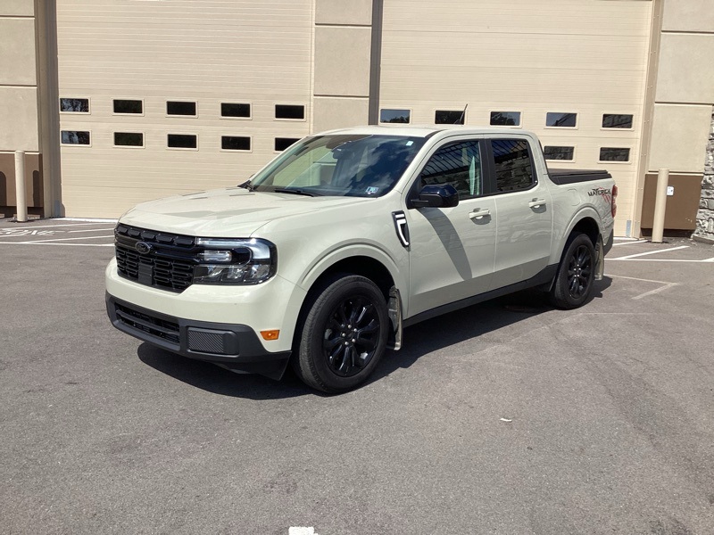2024 Ford Maverick Lariat photo 3