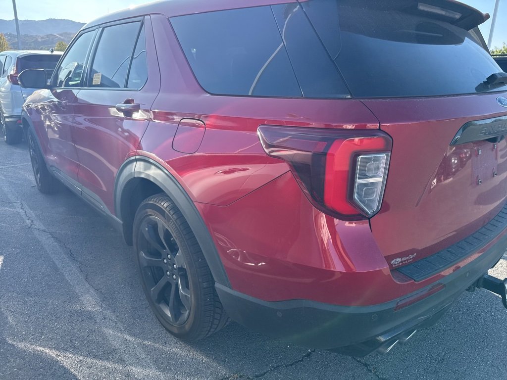 2021 Ford Explorer ST photo 14