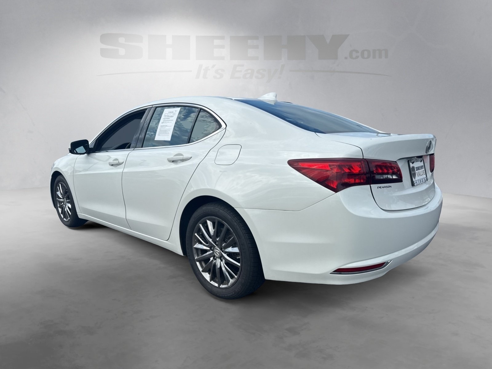 2015 Acura TLX Technology photo 8