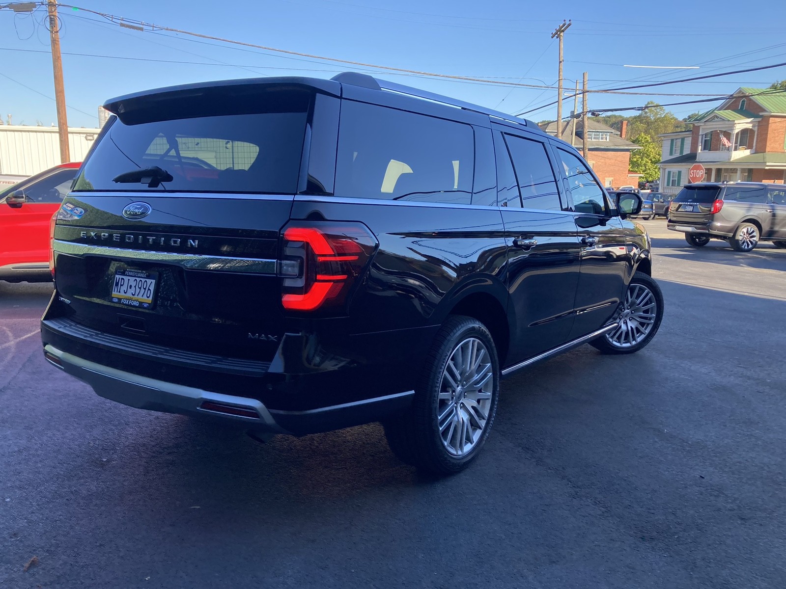 2024 Ford Expedition MAX Limited photo 2