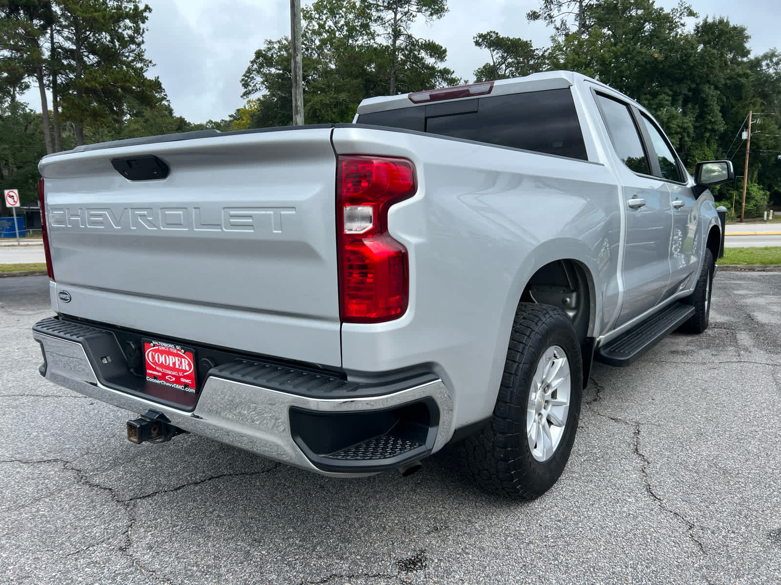 2020 Chevrolet Silverado 1500 LT photo 6