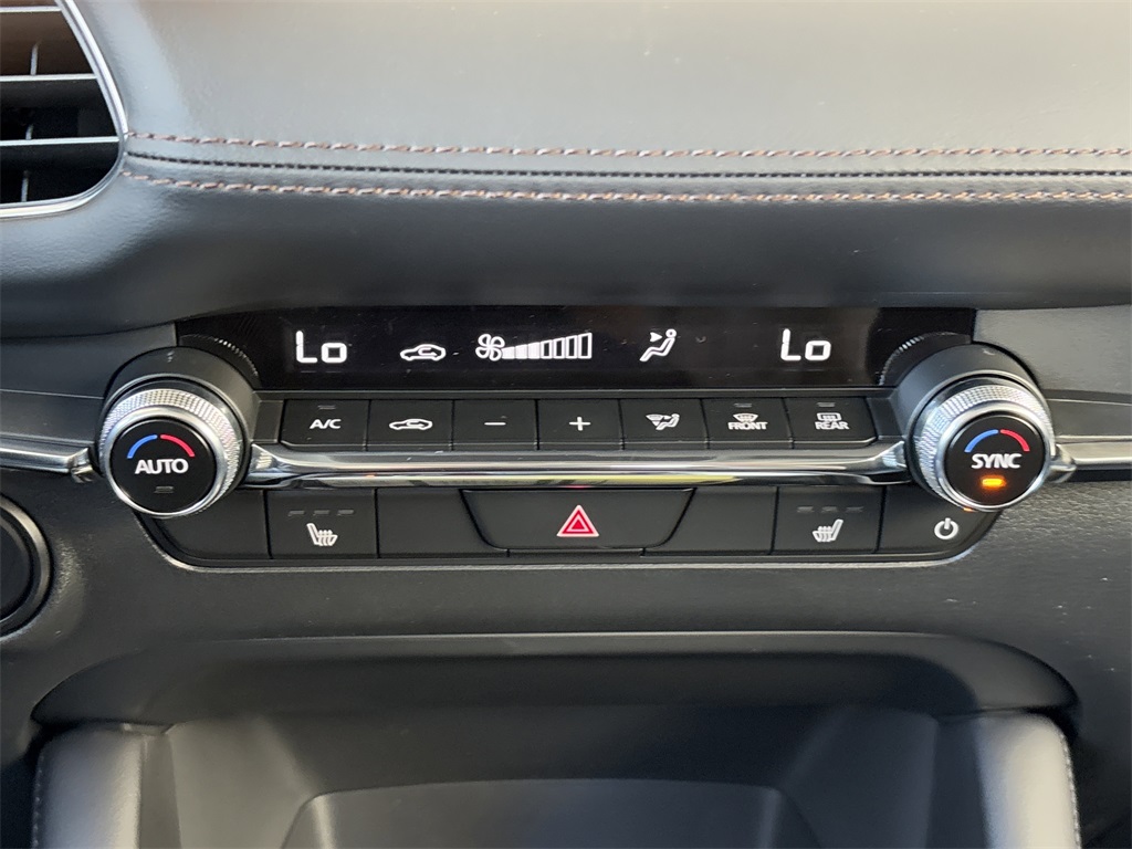 2025 Mazda Mazda3 2.5 s Preferred photo 21