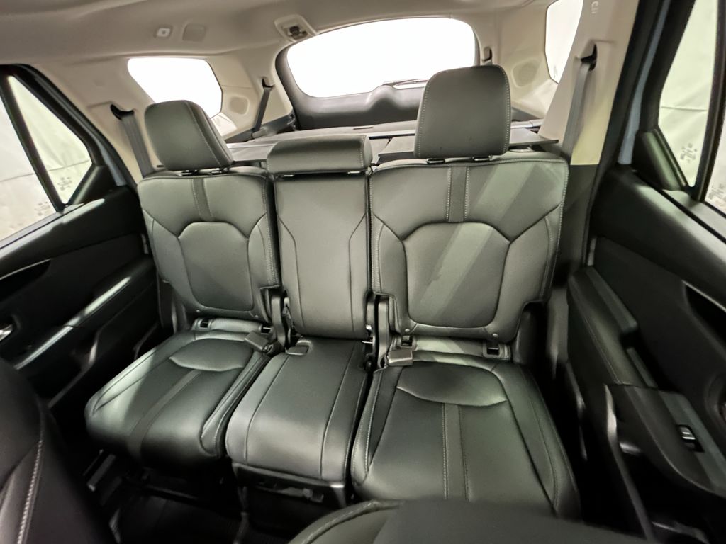 2025 Honda Pilot Touring photo 20