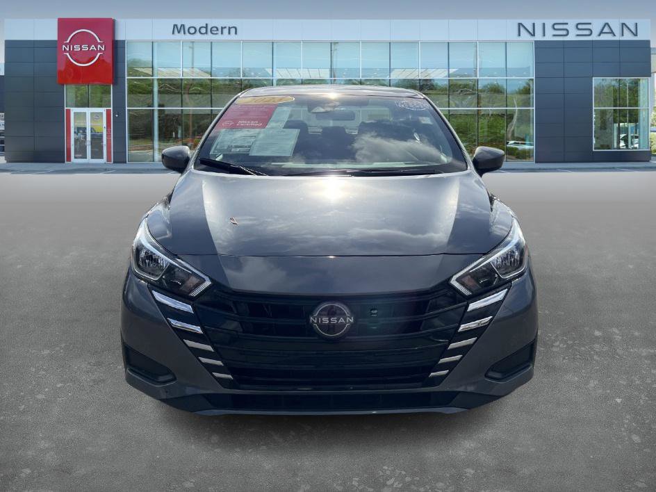 2023 Nissan Versa SV photo 2