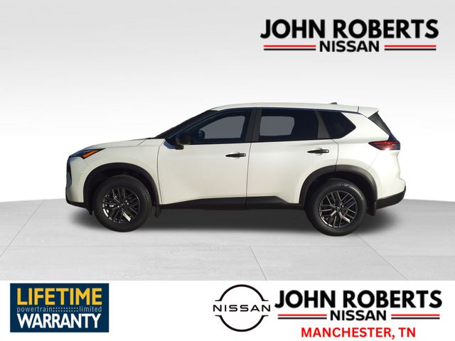 2025 Nissan Rogue S photo 2