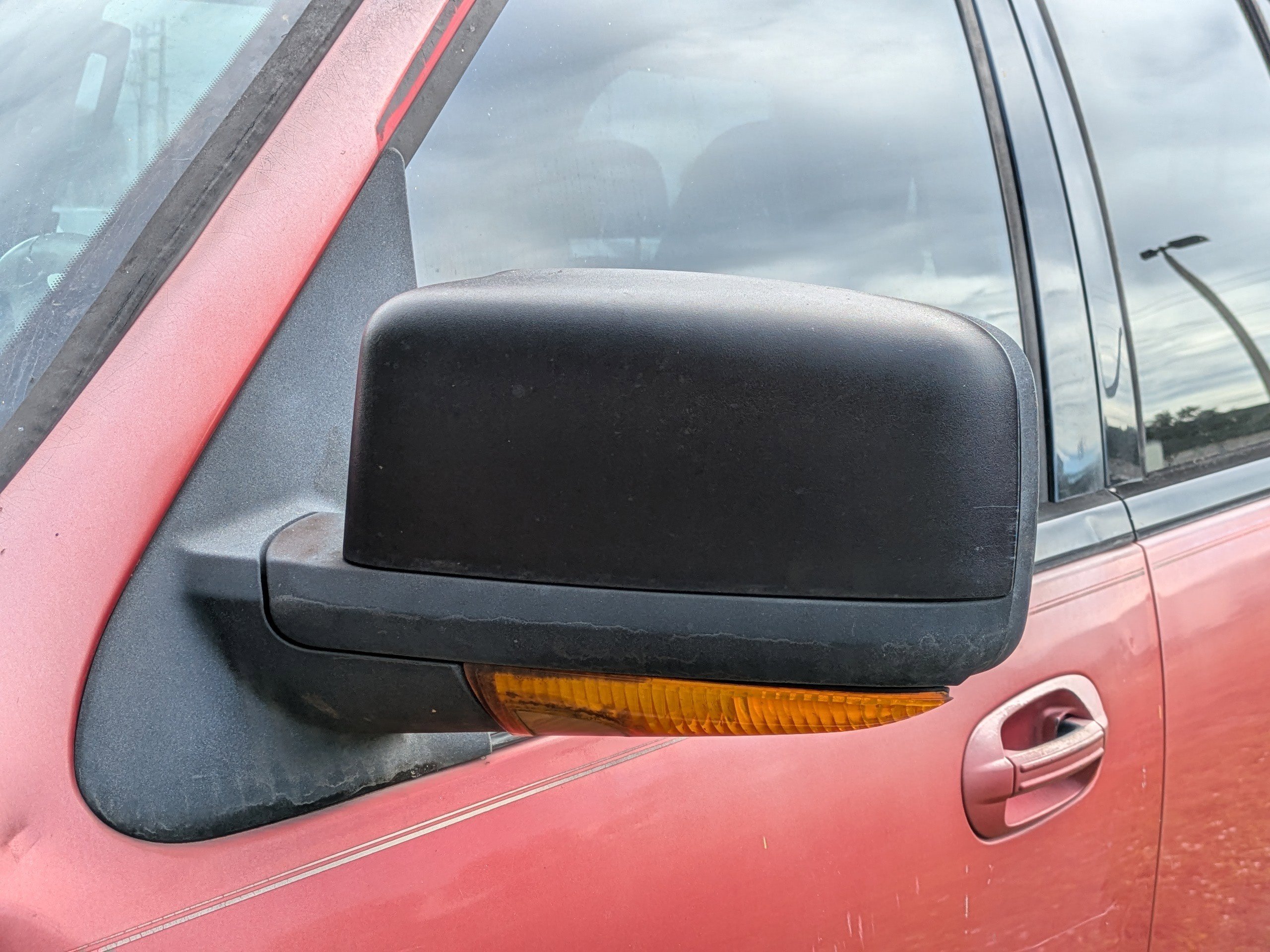 2001 Ford Excursion Limited photo 3