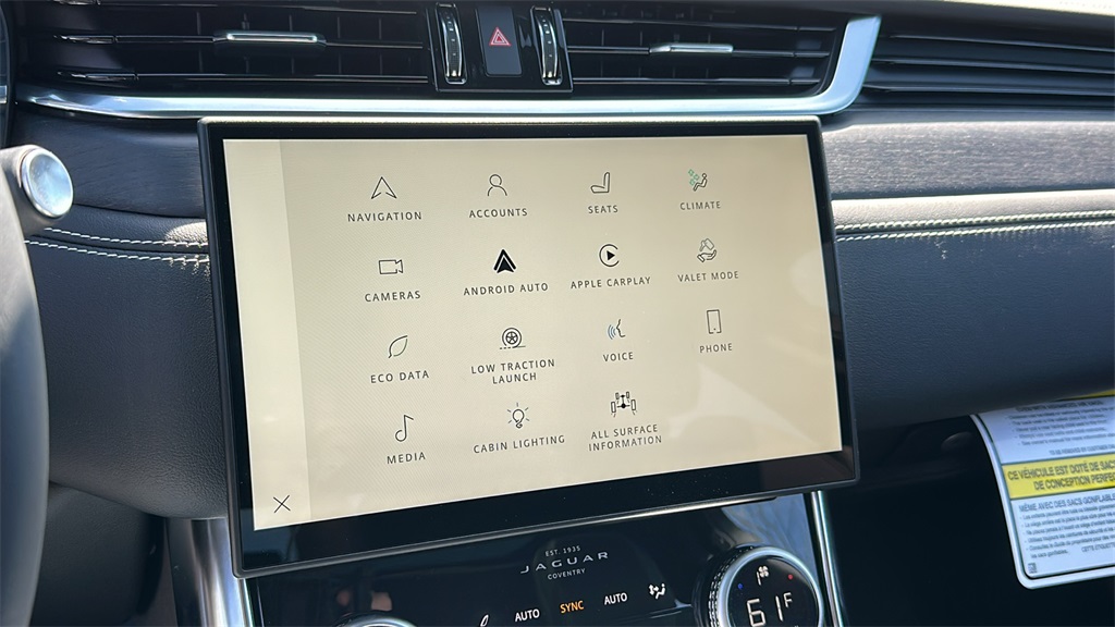 2024 Jaguar XF P300 R-Dynamic SE photo 18