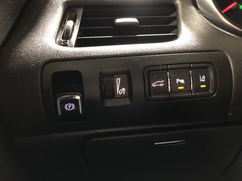 2017 Chevrolet Impala 1LT photo 19