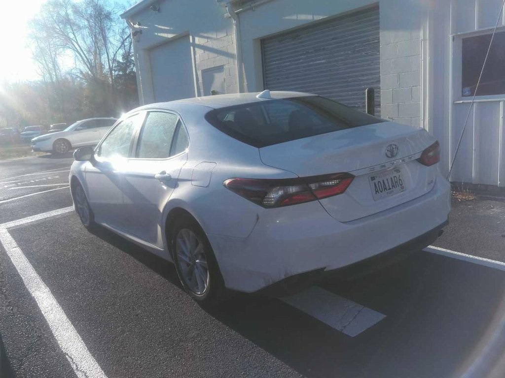 2023 Toyota Camry LE photo 2