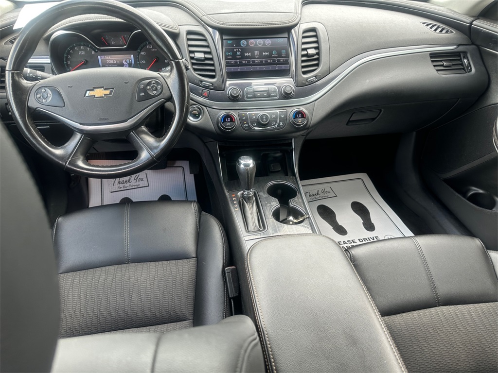 2018 Chevrolet Impala 1LT photo 10