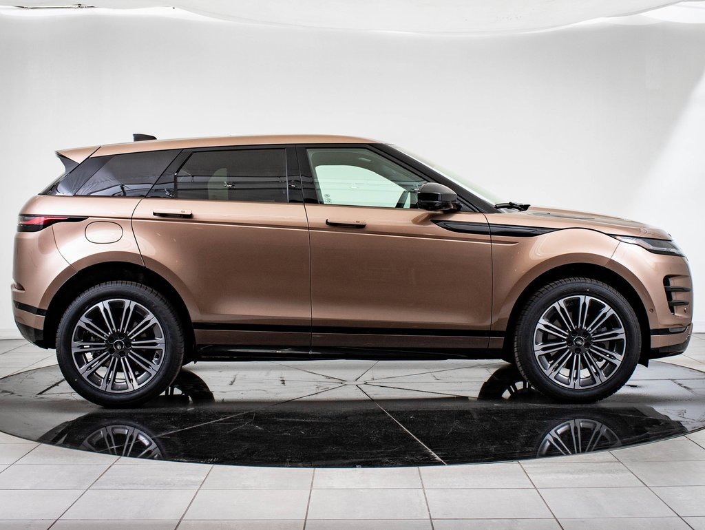 2026 Land Rover Range Rover Evoque Dynamic SE photo 10