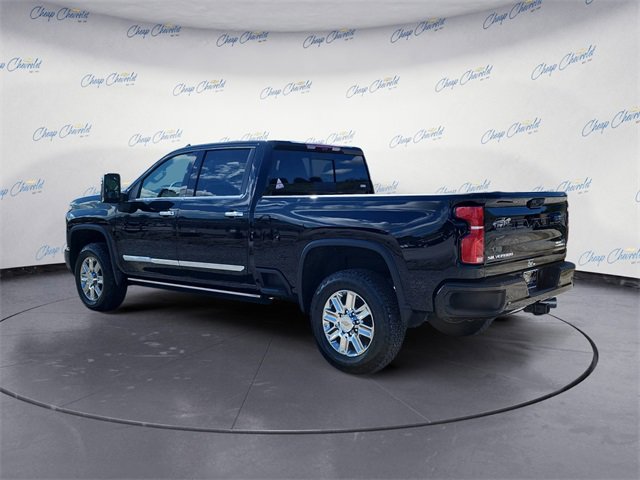 2026 Chevrolet Silverado 2500HD High Country photo 3