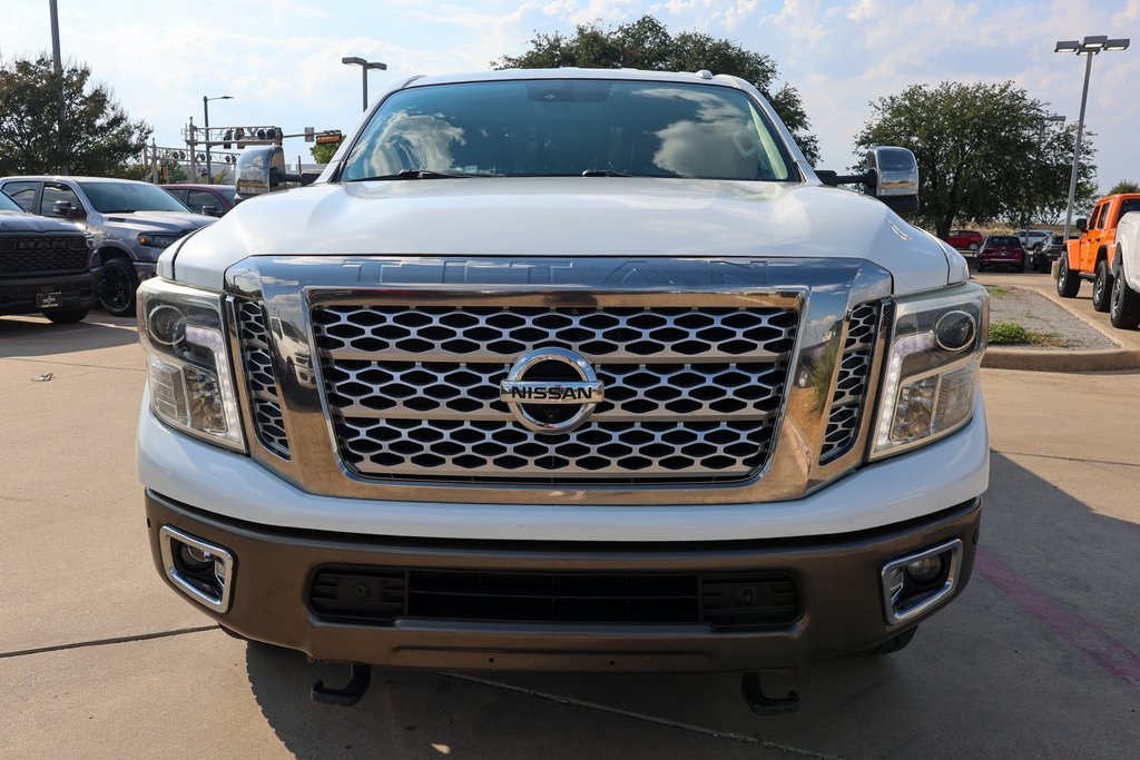2016 Nissan Titan Platinum Reserve photo 7